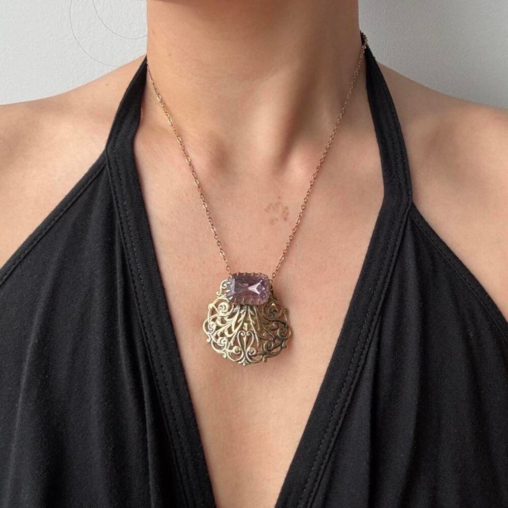 Vintage Amethyst pendant necklace with gold chain